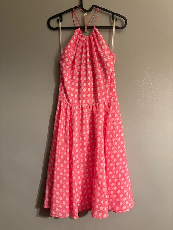 Vineyard Vines Dresses & Skirts - Vineyard Vines Pink and White Geometric Halter Dress